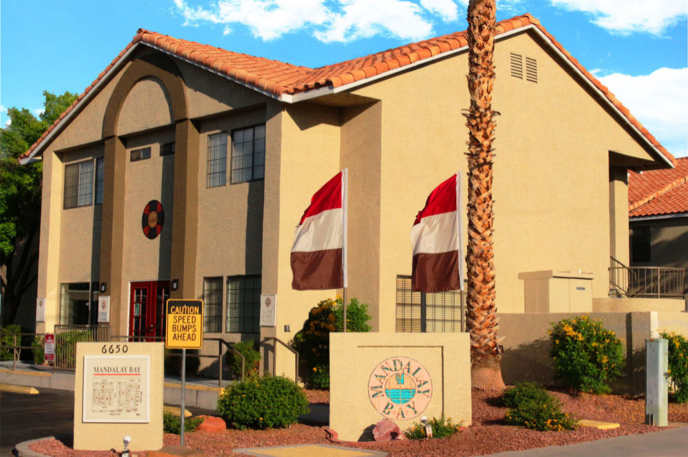 Exterior photo of Mandalay Bay apartment Office and Entrance 1