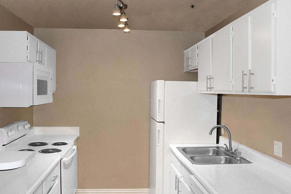 This gourmet kitchens can be viewed in person at the Mandalay Bay Apartments, so make a reservation and stop in today.